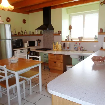 Gite De La Croix Holiday home Apinac